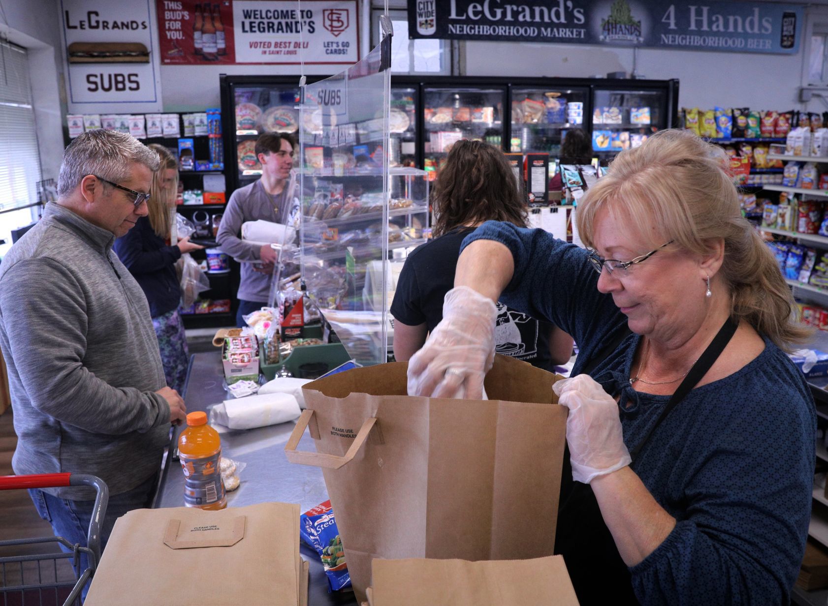 Corner grocers thrive as coronavirus fears prompt hoarding